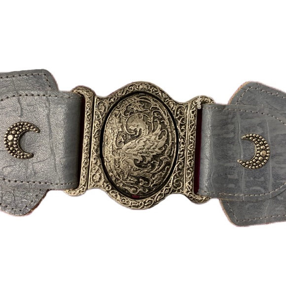 Antique Buckle on Modern Belt Witchy Silver Mythological Griffin Moon Belt - Picture 4 of 5